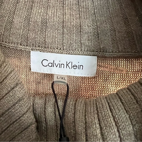 NWT Calvin Klein Tan Leather Buckle Cowl Neck Poncho Sweater Large/Extra Large - Picture 6 of 14